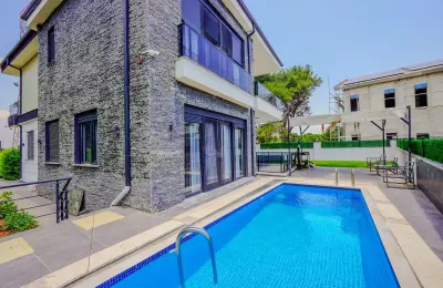 4+1 Luxury Detached Villa with Private Pool in Antalya Dosemealti Yesilbayir