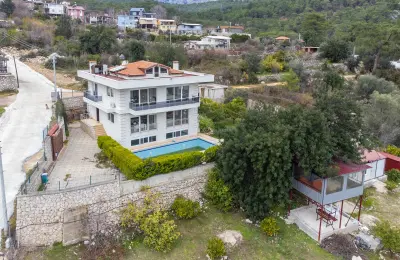 5+1 Luxury Detached Villa for Sale in Antalya Konyaalti Hisarcandir