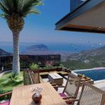 8+1 Smart Triplex Villas with Infinity Pool & Panoramic Sea Views in Alanya Tepe