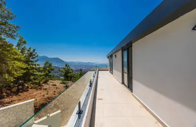 Sea View 3+1 Luxury Duplex Apartments for Sale in Alanya Bektas
