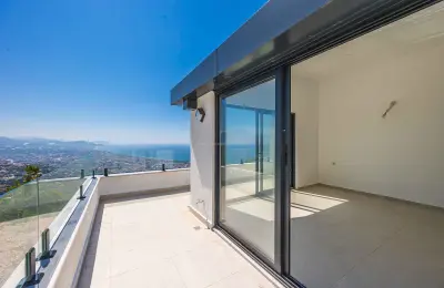 Sea View 3+1 Luxury Duplex Apartments for Sale in Alanya Bektas