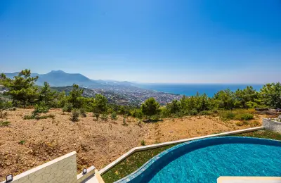 Sea View 3+1 Luxury Duplex Apartments for Sale in Alanya Bektas