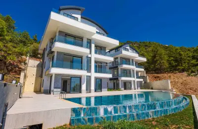 Sea View 3+1 Luxury Duplex Apartments for Sale in Alanya Bektas