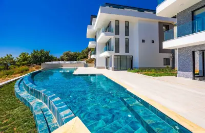 Sea View 3+1 Luxury Duplex Apartments for Sale in Alanya Bektas