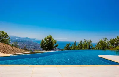 Sea View 3+1 Luxury Duplex Apartments for Sale in Alanya Bektas