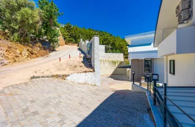 Sea View 3+1 Luxury Duplex Apartments for Sale in Alanya Bektas