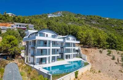 Sea View 3+1 Luxury Duplex Apartments for Sale in Alanya Bektas