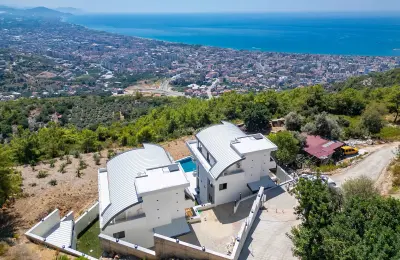 Sea View 3+1 Luxury Duplex Apartments for Sale in Alanya Bektas
