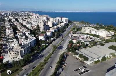 Le Marin Konyaalti: Sea View Apartments for Sale on the Main Road