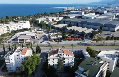 Le Marin Konyaalti: Sea View Apartments for Sale on the Main Road