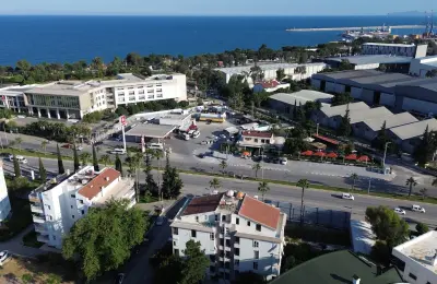 Le Marin Konyaalti: Sea View Apartments for Sale on the Main Road