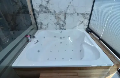 5+1 VIP Sea View Villa on 3,000 sqm Plot near Alanya Marina