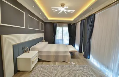 5+1 VIP Sea View Villa on 3,000 sqm Plot near Alanya Marina