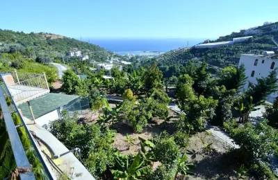 5+1 VIP Sea View Villa on 3,000 sqm Plot near Alanya Marina