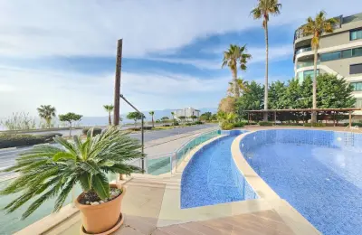 Seafront 4+1 Luxury Apartment for Sale in Kargicak, Alanya | Panoramic Mediterranean Views