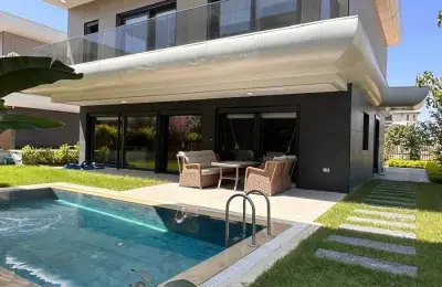 Ultra-Luxury 383m² 6+1 Detached Smart Villas with Private Garage in Muratpasa