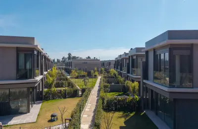 Döşemealtı Düzlerçamı'nda Ormana Komşu, Özel Havuzlu 6+1 Ultra Lüks Tam Müstakil Villalar