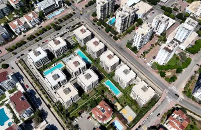 Elite Living in Uncalı: 5+1 Luxury Garden Duplex for Sale