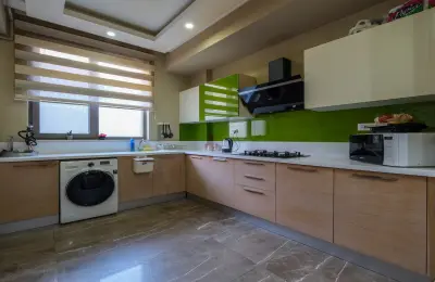 Elite Living in Uncalı: 5+1 Luxury Garden Duplex for Sale