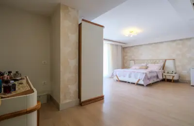 Elite Living in Uncalı: 5+1 Luxury Garden Duplex for Sale