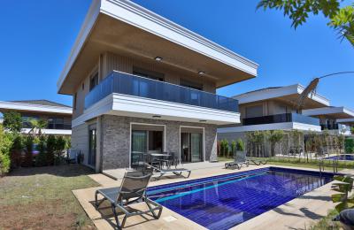 Belek'te Land of Legends Yanında, Özel Havuzlu Lüks 3+1 Müstakil Villa Projesi