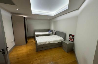 Аренда люкс-апартаментов 3+1 на первой линии в Sunis Blue Residence с мебелью