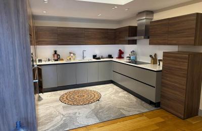 Аренда люкс-апартаментов 3+1 на первой линии в Sunis Blue Residence с мебелью